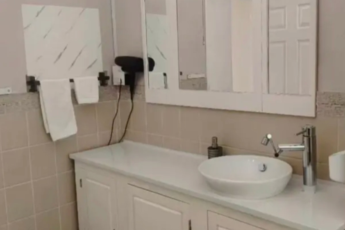 Classic Single Room (Room 6)